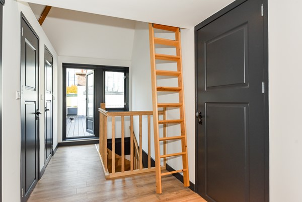 Medium property photo - Schoolstraat, 2511 AW Den Haag